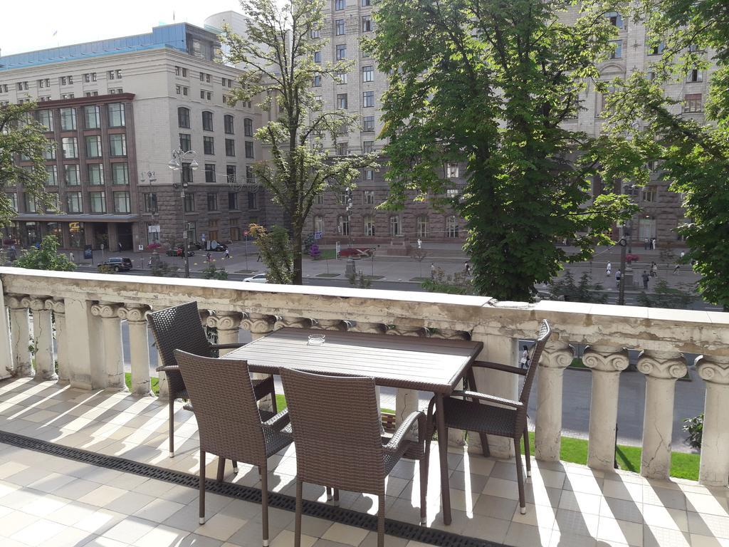Kreschatik 21 With Terrace 2Br Kiev Exterior foto