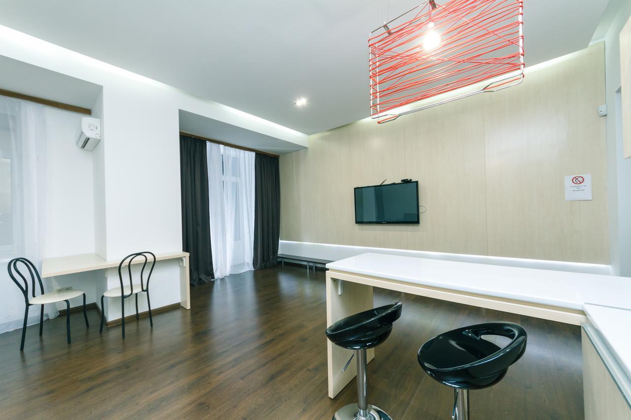 Kreschatik 21 With Terrace 2Br Kiev Exterior foto