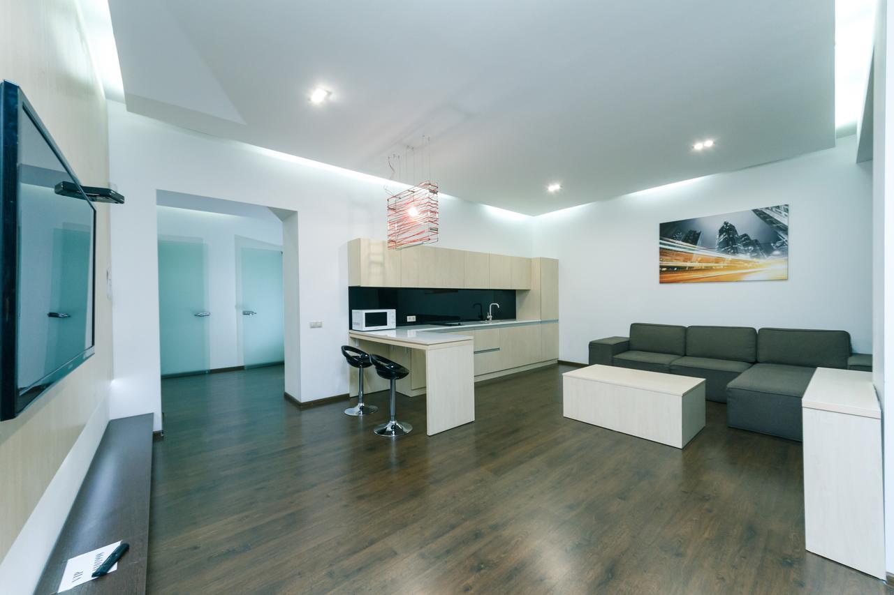 Kreschatik 21 With Terrace 2Br Kiev Exterior foto