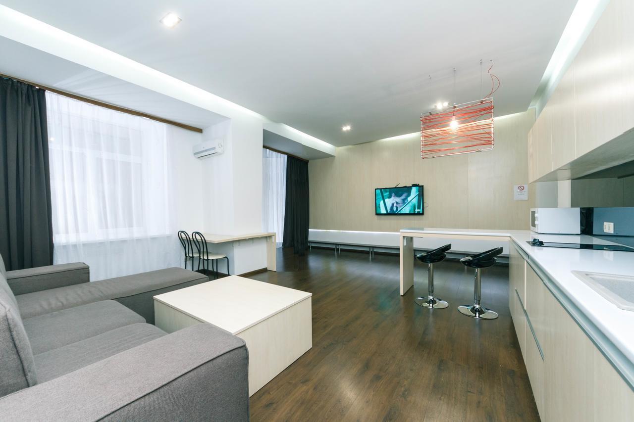 Kreschatik 21 With Terrace 2Br Kiev Exterior foto
